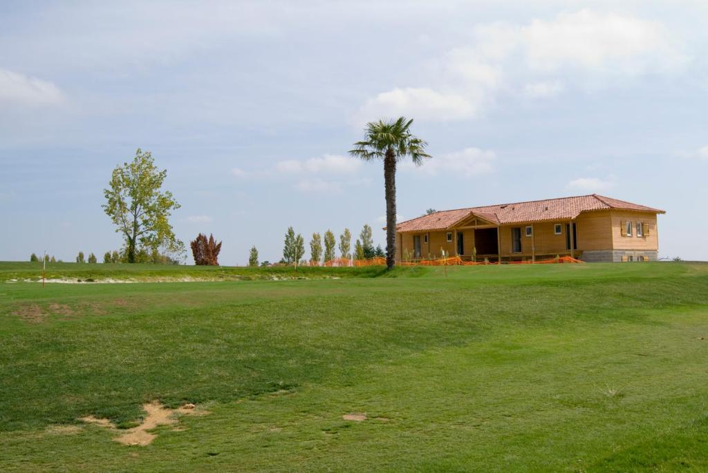 Madame Vacances - Residence Du Golf D'Armagnac Eauze Room photo