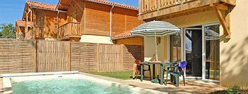 Madame Vacances - Residence Du Golf D'Armagnac Eauze Exterior photo